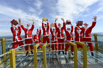 Sydney SKYWALK Santa-Walk