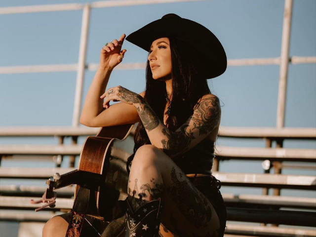 Sheyna Gee Channels Heartbreak and Healing On 'Mercy (Pray For Me)'