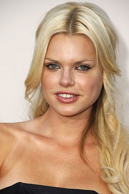 Sophie Monk The Hills Run Red Interview