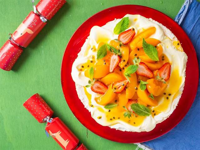 SPC Classic Christmas Pavlova