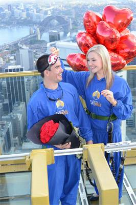 Romantics Look For Love 268m High on Sydney.s Highest Blind Date