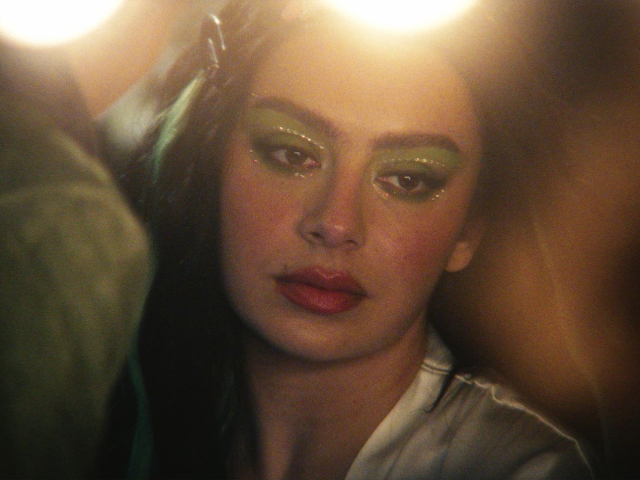 See Charli xcx In 'The Moment'