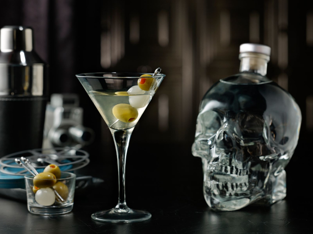 Two Modern Twists on the Iconic Martini Recipe: Your Guide to Celebrate World Martini Day Your Way