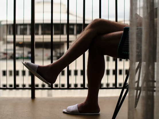 On Your Feet All Day? How to Look After Tired, Swollen Legs