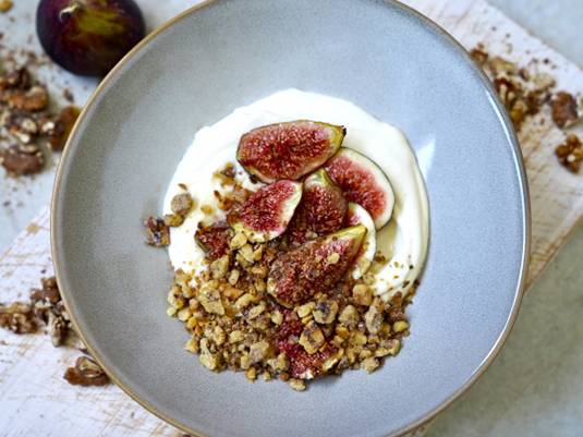 Ricotta Mousse with Walnut Crumble and Figs