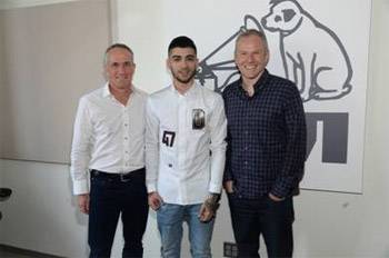 Zayn Malik Signs With RCA Records